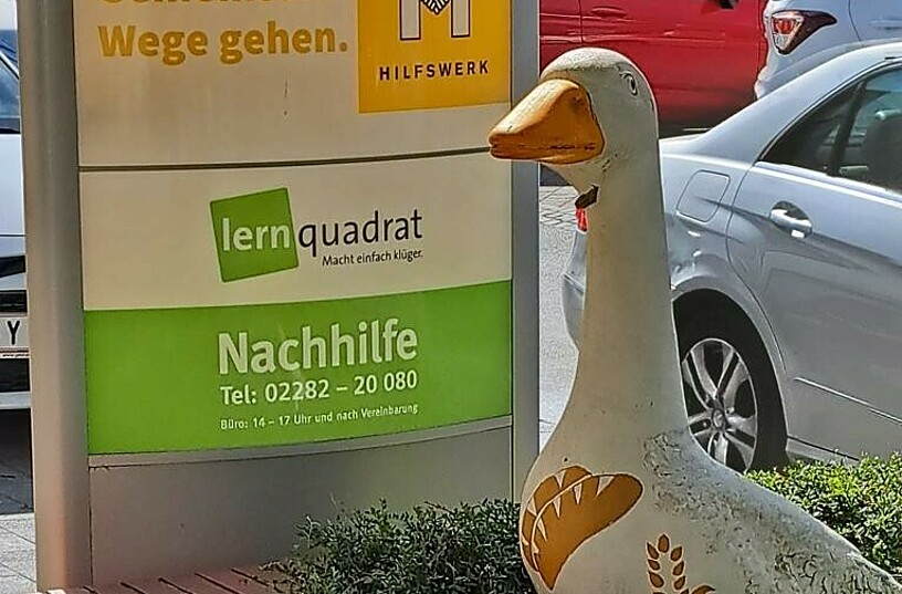 LernQuadrat 2230 Gaenserndorf – Schild